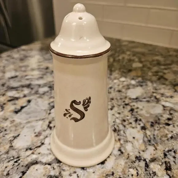 Pfaltzgraf Village Salt And Pepper Shakers Plugs Intact And Original 6" - Picture 2 of 5